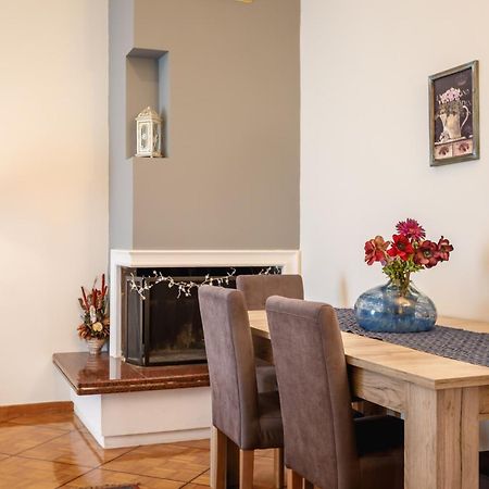 Androniki Apartment นาฟปลิโอ ภายนอก รูปภาพ