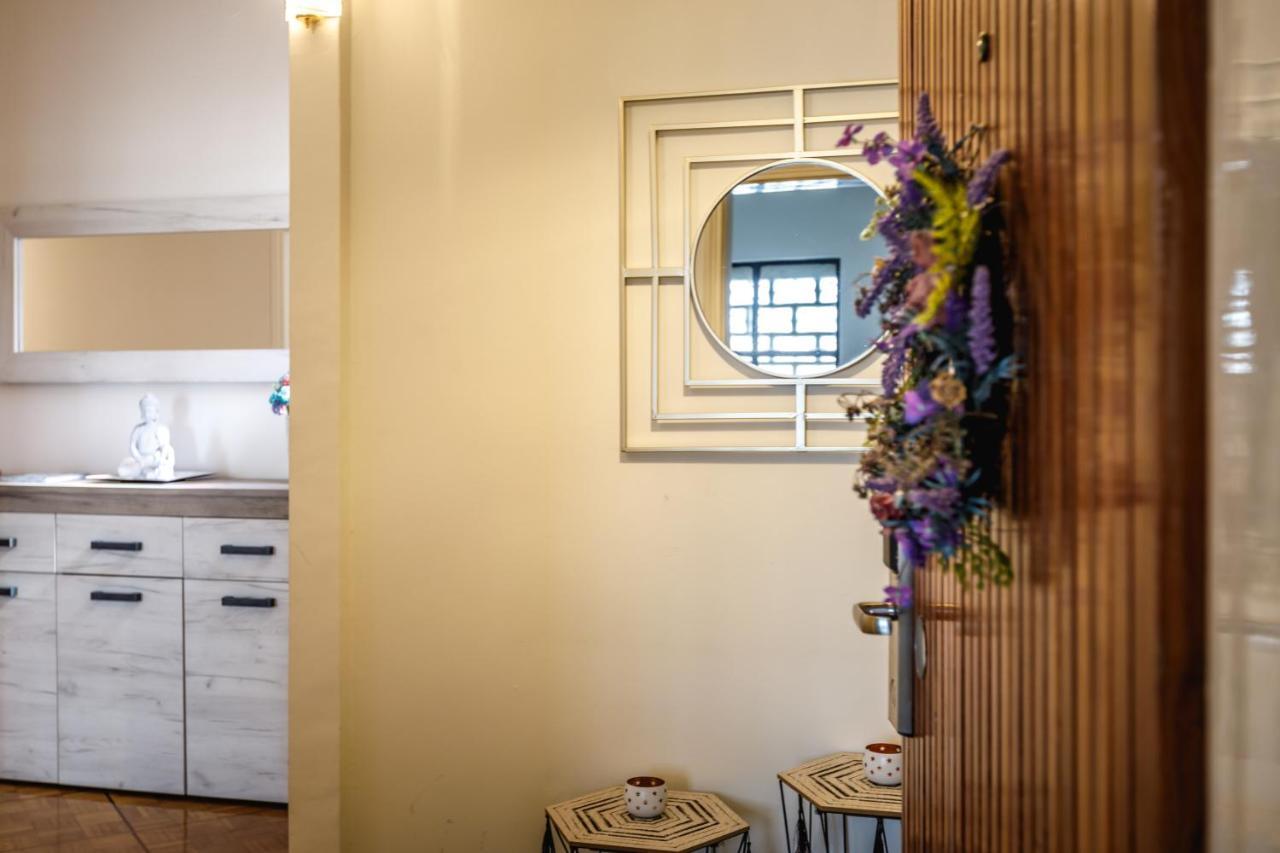 Androniki Apartment นาฟปลิโอ ภายนอก รูปภาพ